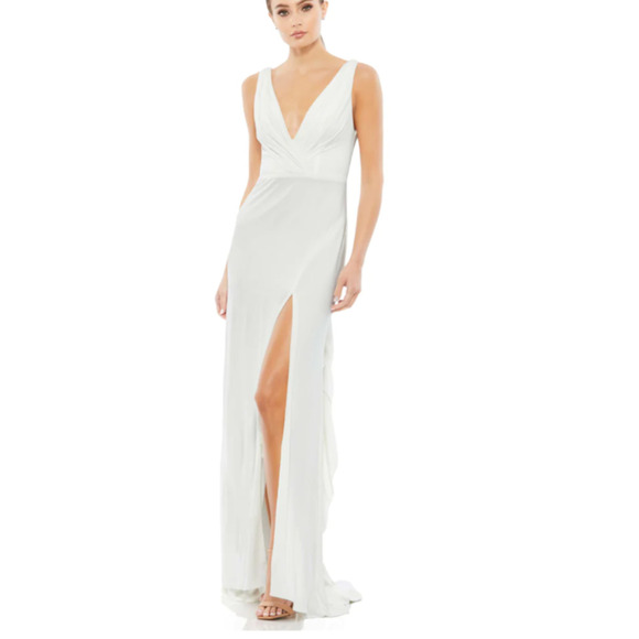 Mac Duggal SLEEVELESS V NECK JERSEY GOWN Size 0 - Picture 3 of 14